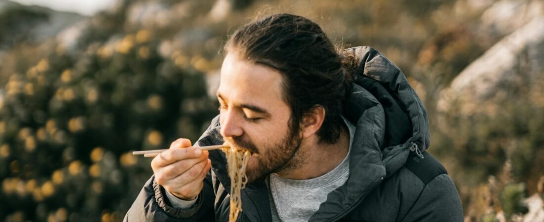 Easy No-Cook Hiking Meals and Snacks