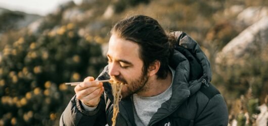 Easy No-Cook Hiking Meals and Snacks
