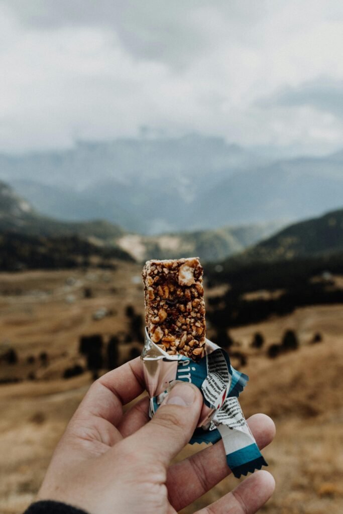 High-calorie trail snack
