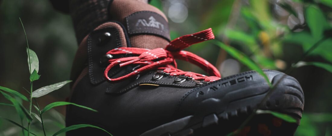 Hiking Footwear Guide: Best Trail Runners vs Hiking Boots vs Hiking Shoes