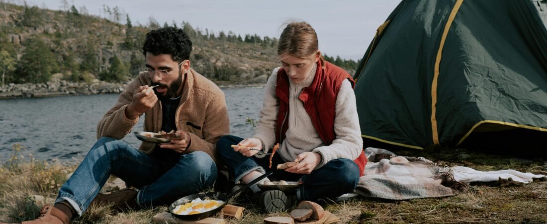 Hiking Nutrition: What to Eat Before, During & After for Best Performance