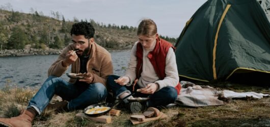 Hiking Nutrition: What to Eat Before, During & After for Best Performance