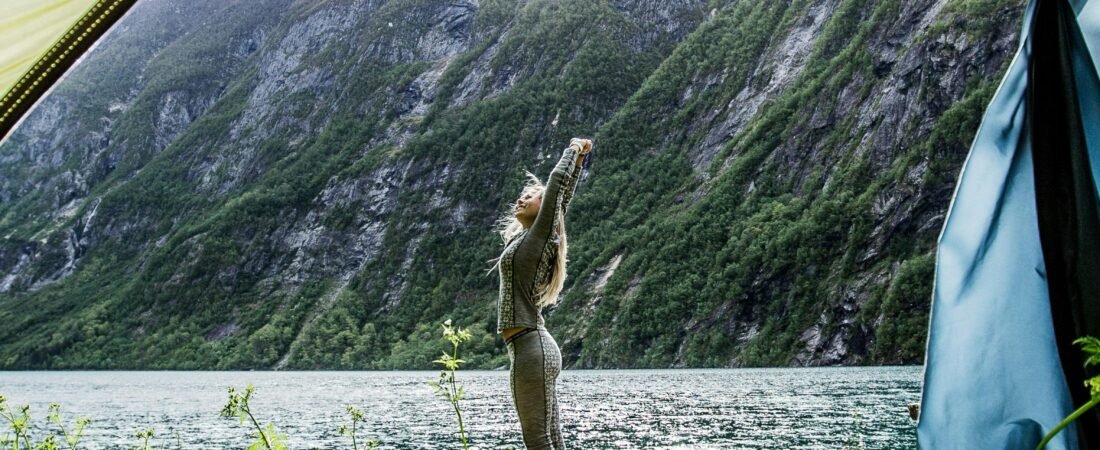 Stretching and Recovery for Hikers: Complete Guide to Post-Hike Care (2025)
